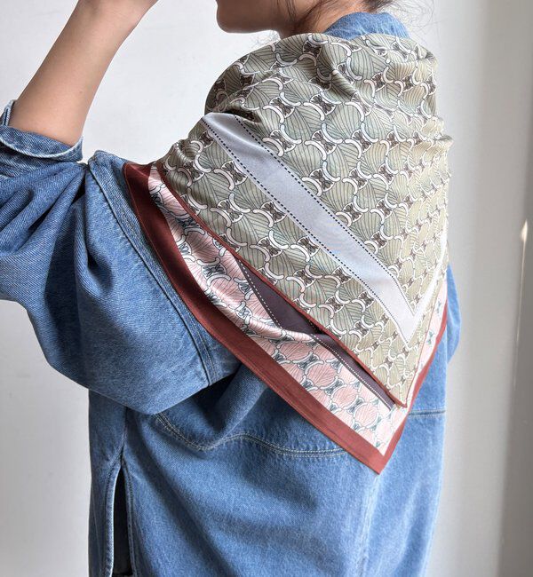  「【WEB限定】リバーシブル幾何柄スカーフ」|マフラー|