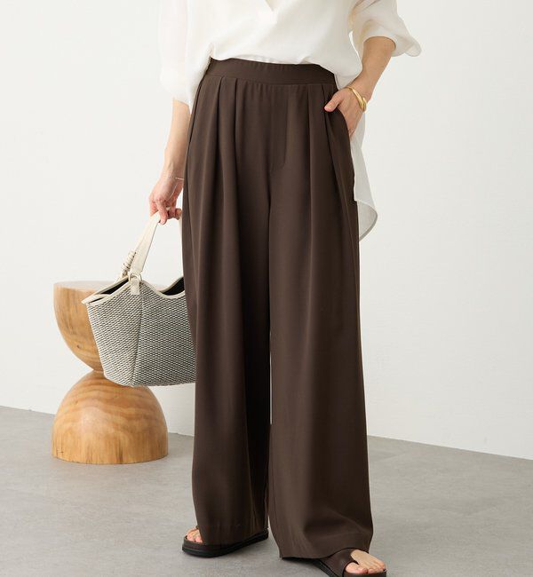  「【ウォッシャブル】【シーズンレスで使える】タックワイドスラックス」|チノ|