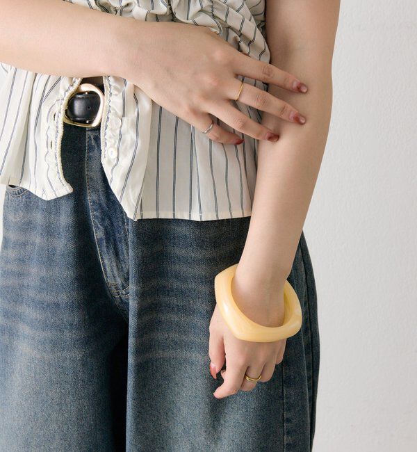  「クリアマーブルスクエアバングル」|ブローチ・コサージュ|