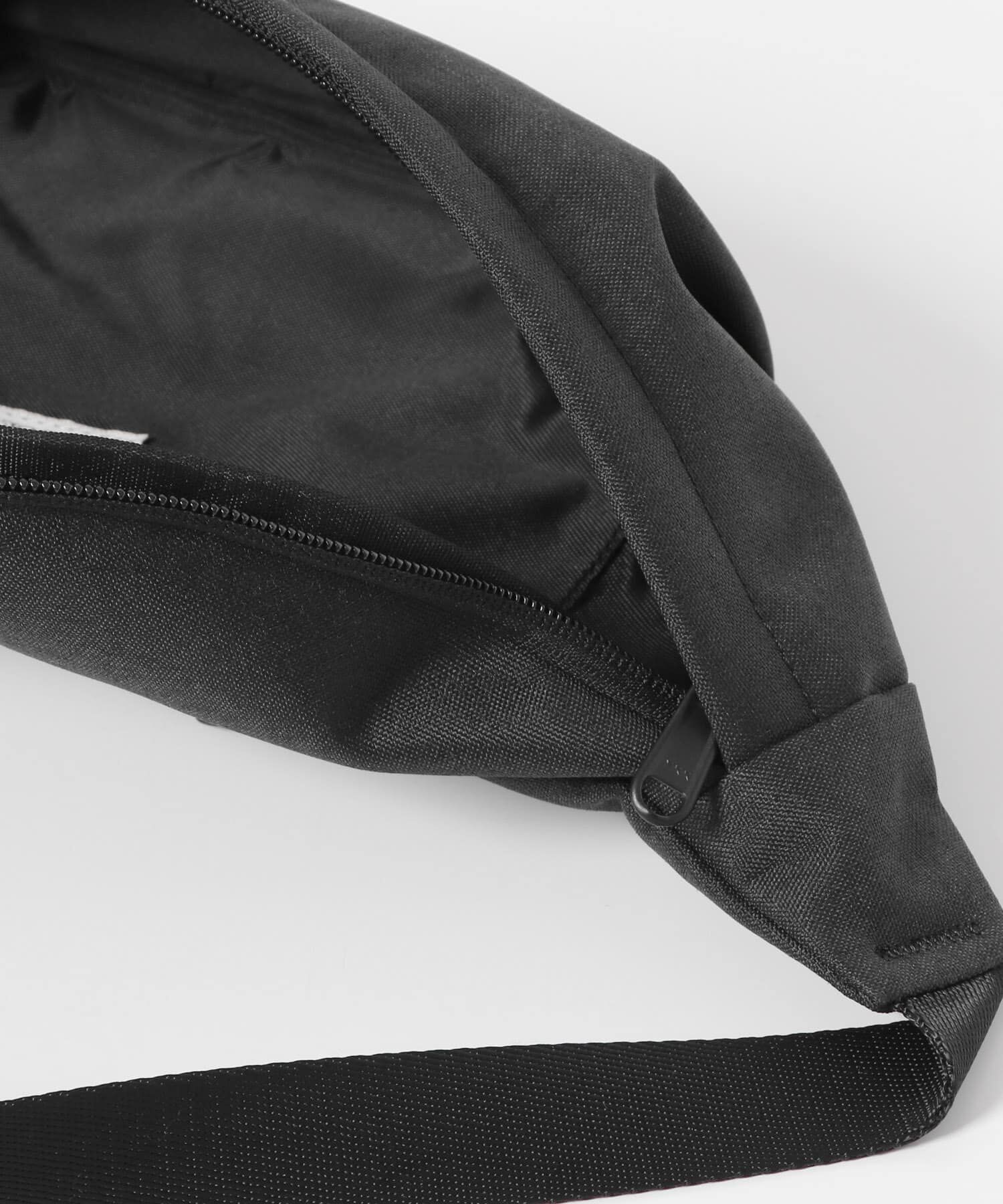 RODE SKO「撥水タックボディバッグ」|ショルダー・メッセンジャー|