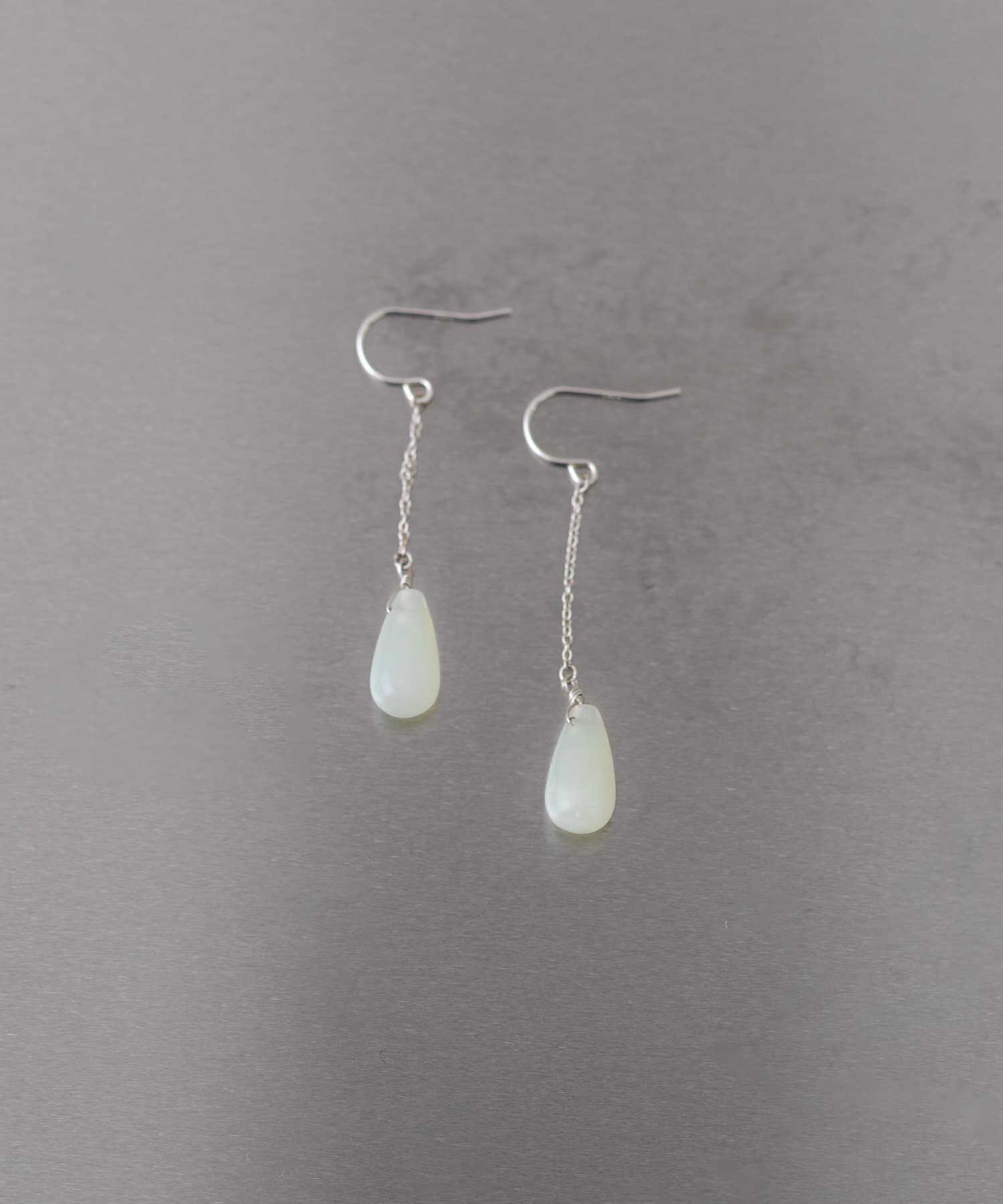 SMELLY「SMELLY so&rsquo;　newjade chain hook pierce」|ピアス|