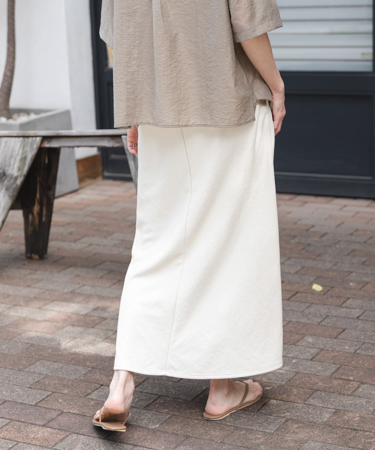 URBAN RESEARCH DOORS「FORK&SPOON　ドライタッチカットスカート」|スカート|