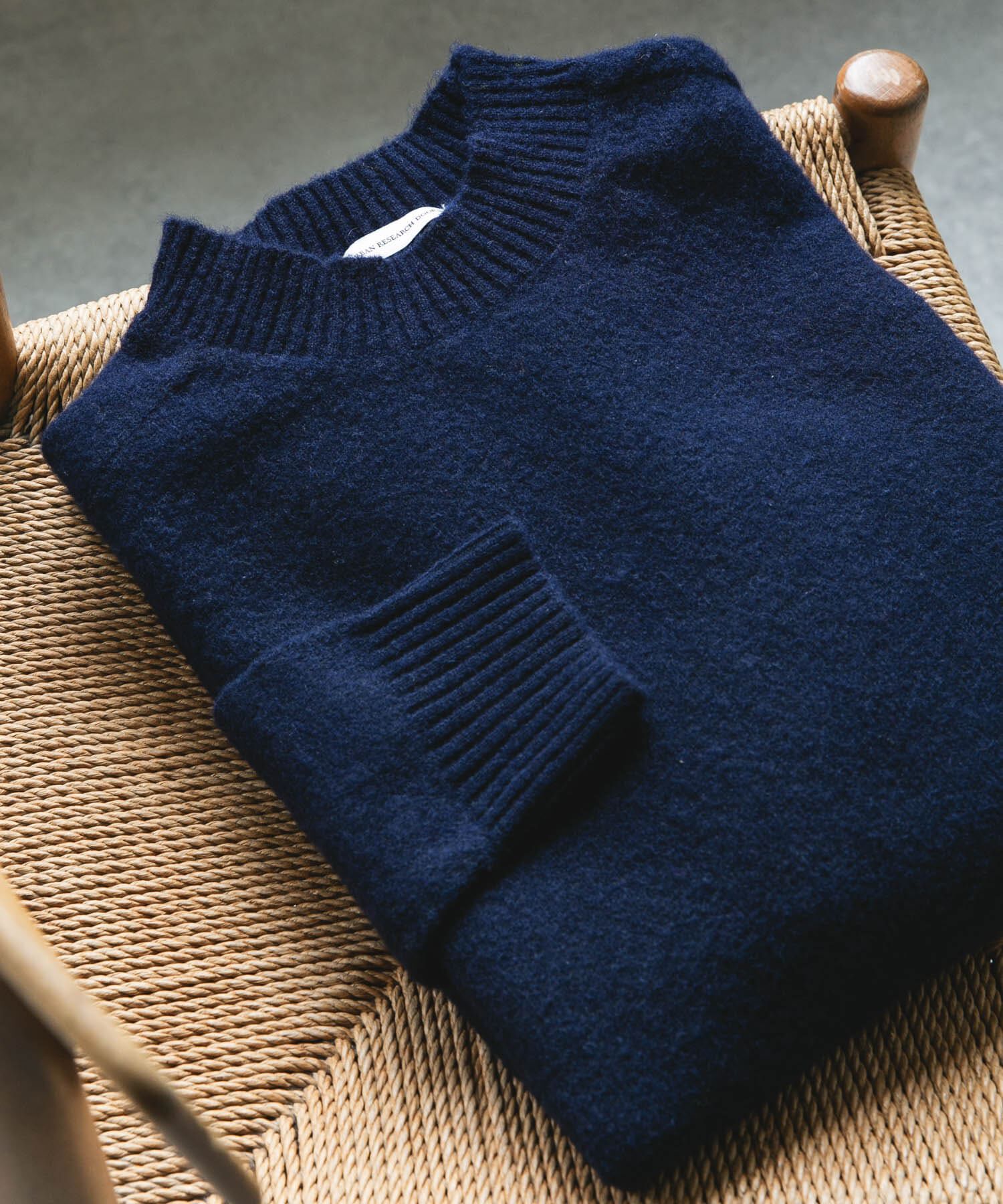 URBAN RESEARCH DOORS「ウール混もちもちハイネックニット」|ニット・セーター|ネイビー