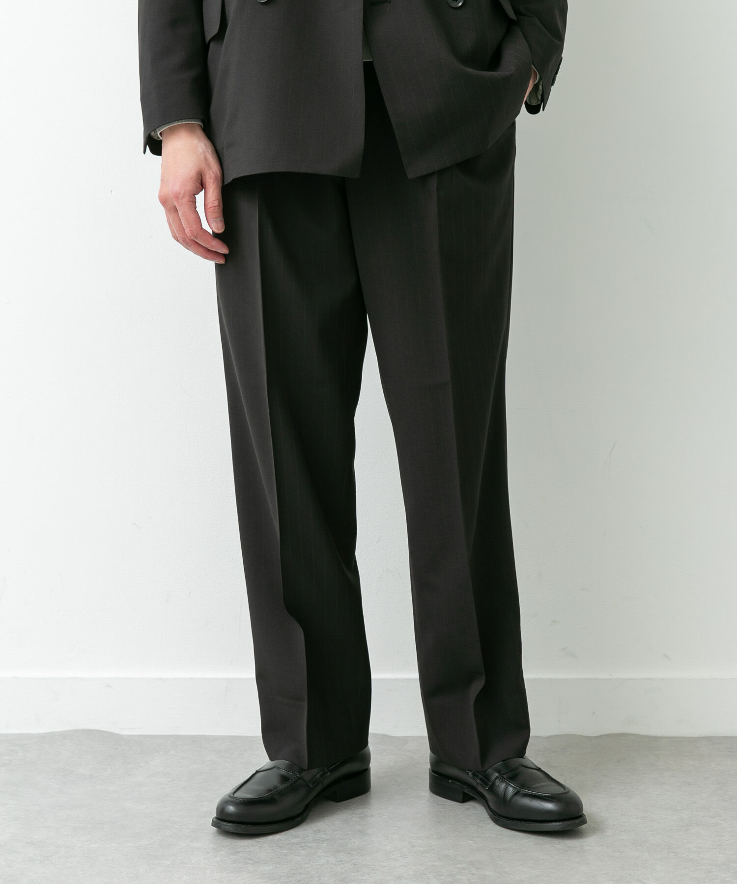 URBAN RESEARCH DOORS「LIFE STYLE TAILOR　TRABESTストライプ2タックパンツ」|スラックス|