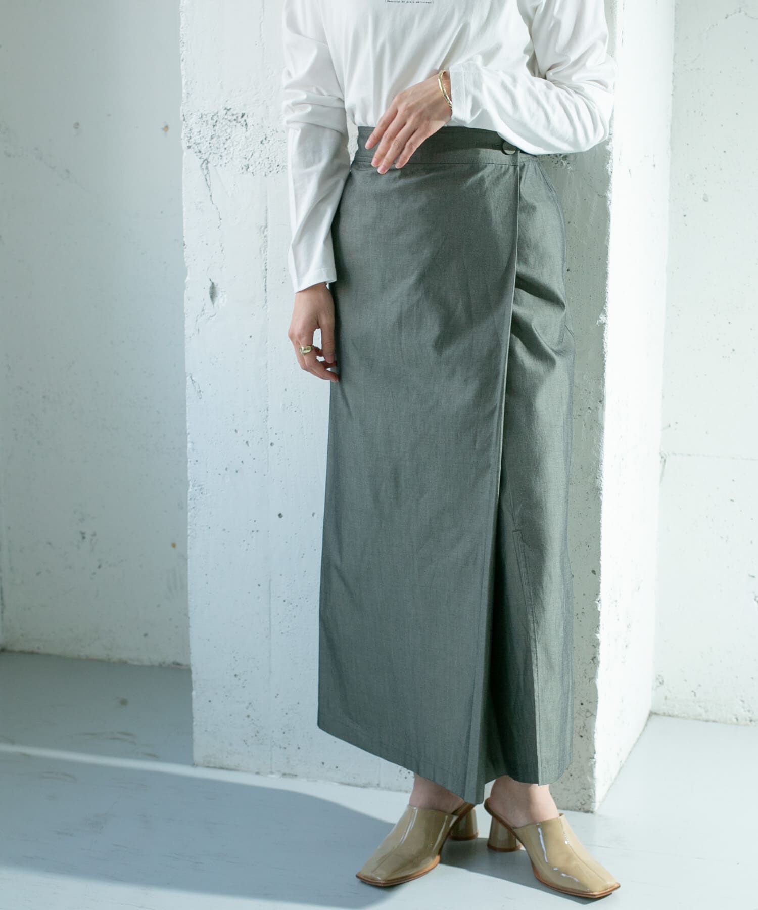  「シャンブレーラップスカート」|スカート|