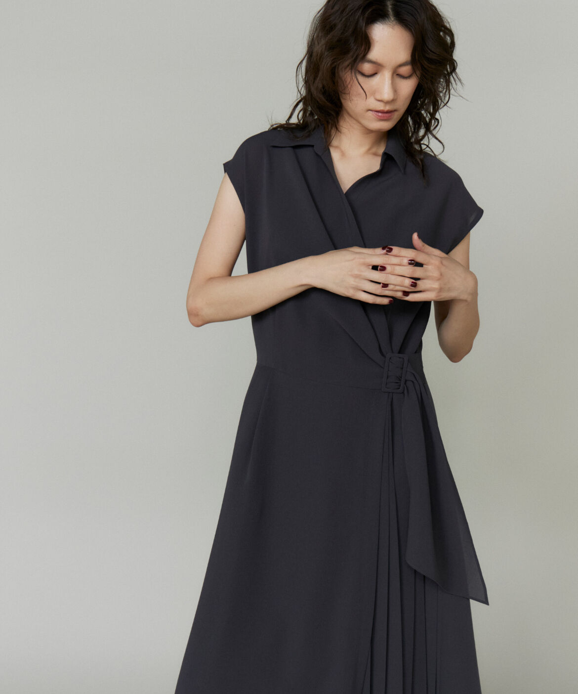 la veille by SUPERIOR CLOSET「《大きいサイズ》アシンメトリーワンピース」|ワンピース|