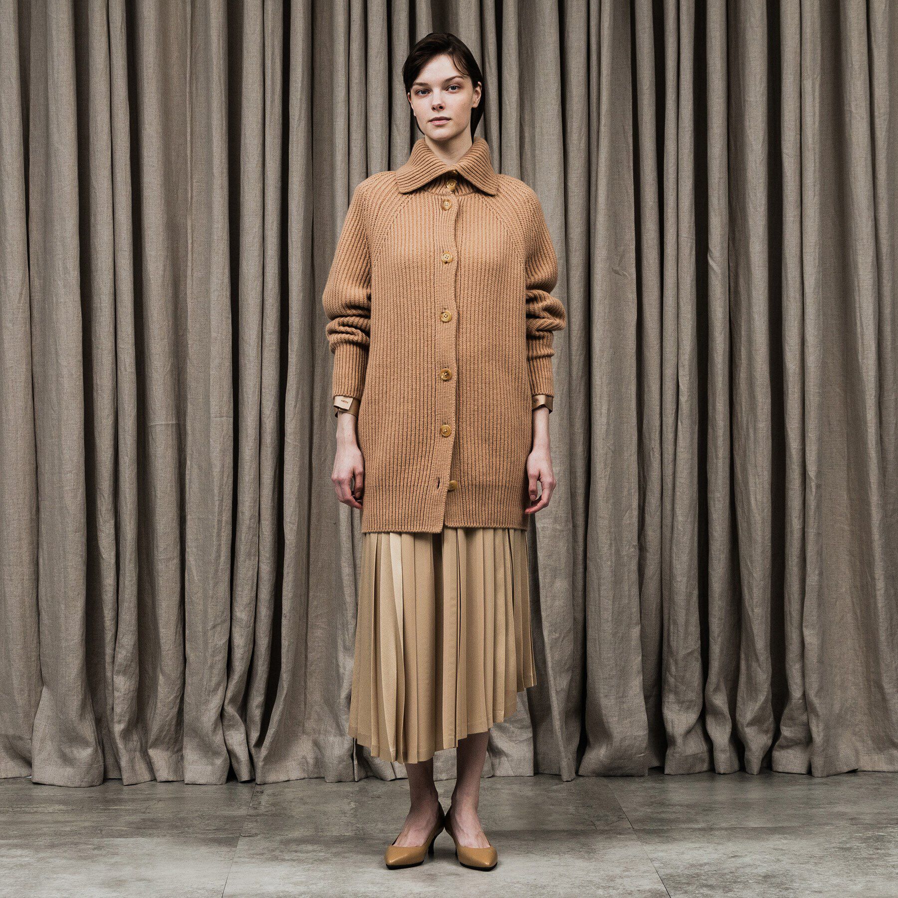 UNTITLED「バックサテンジョーゼット スカート」|スカート|