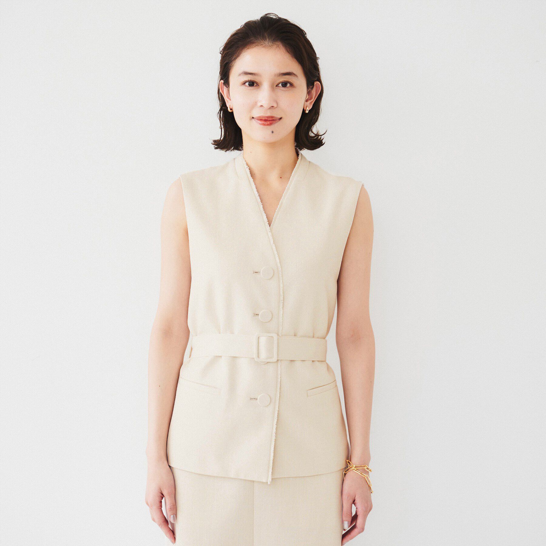 UNTITLED「【セットアップ可能】リネンライクキャンバス ジレ」|ベスト・ジレ|