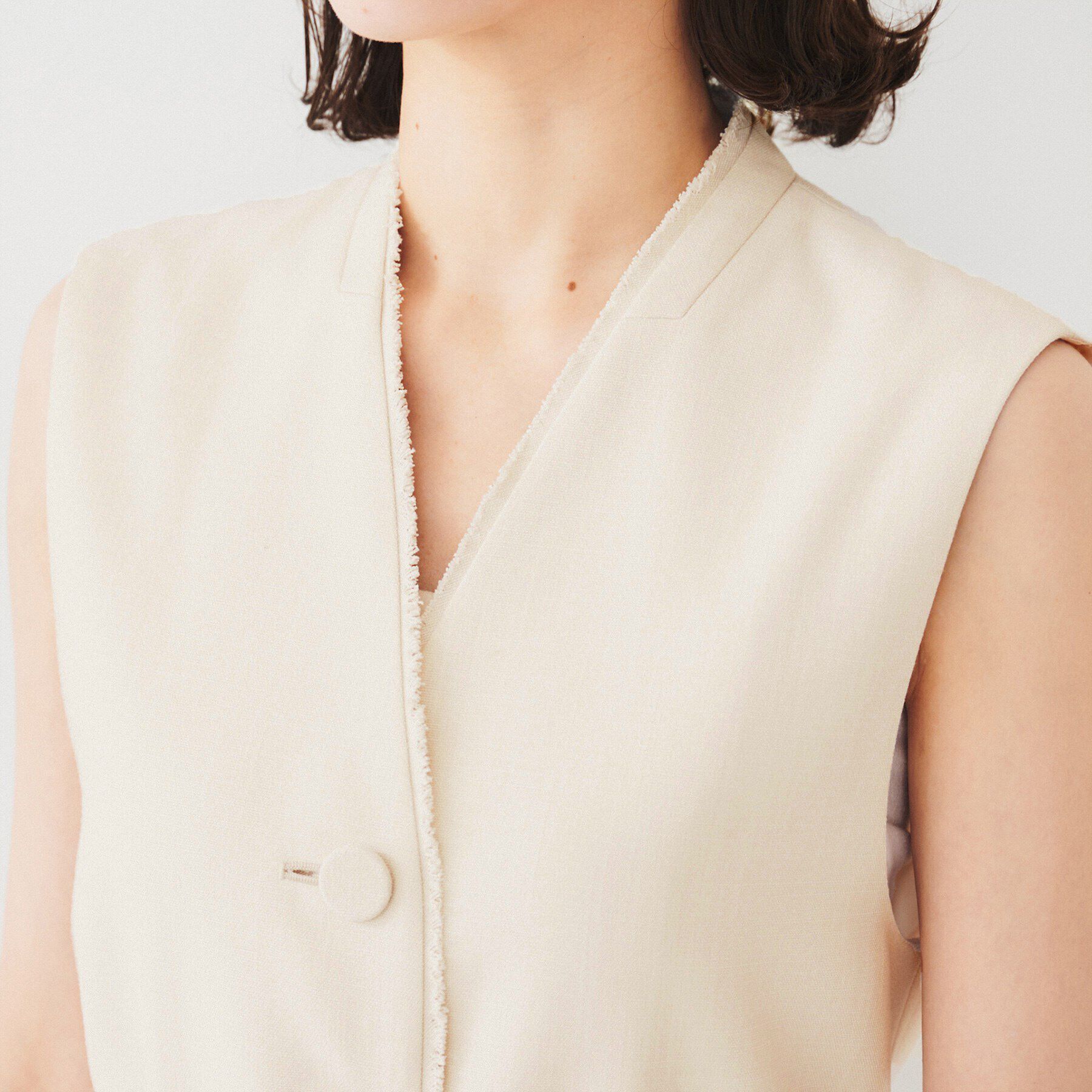 UNTITLED「【セットアップ可能】リネンライクキャンバス ジレ」|ベスト・ジレ|