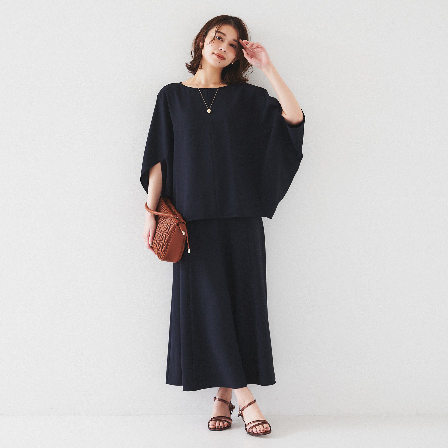 UNTITLED「【セットアップ可/接触冷感/イージーケア/体型カバー】リラクミスト モモンガブラウス」|シャツ・ブラウス|