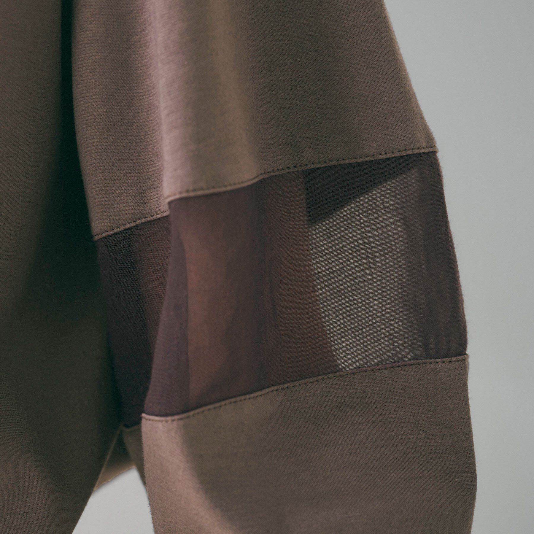 UNTITLED「【二の腕カバー/接触冷感】袖オーガンジープルオーバー」|Tシャツ・カットソー|