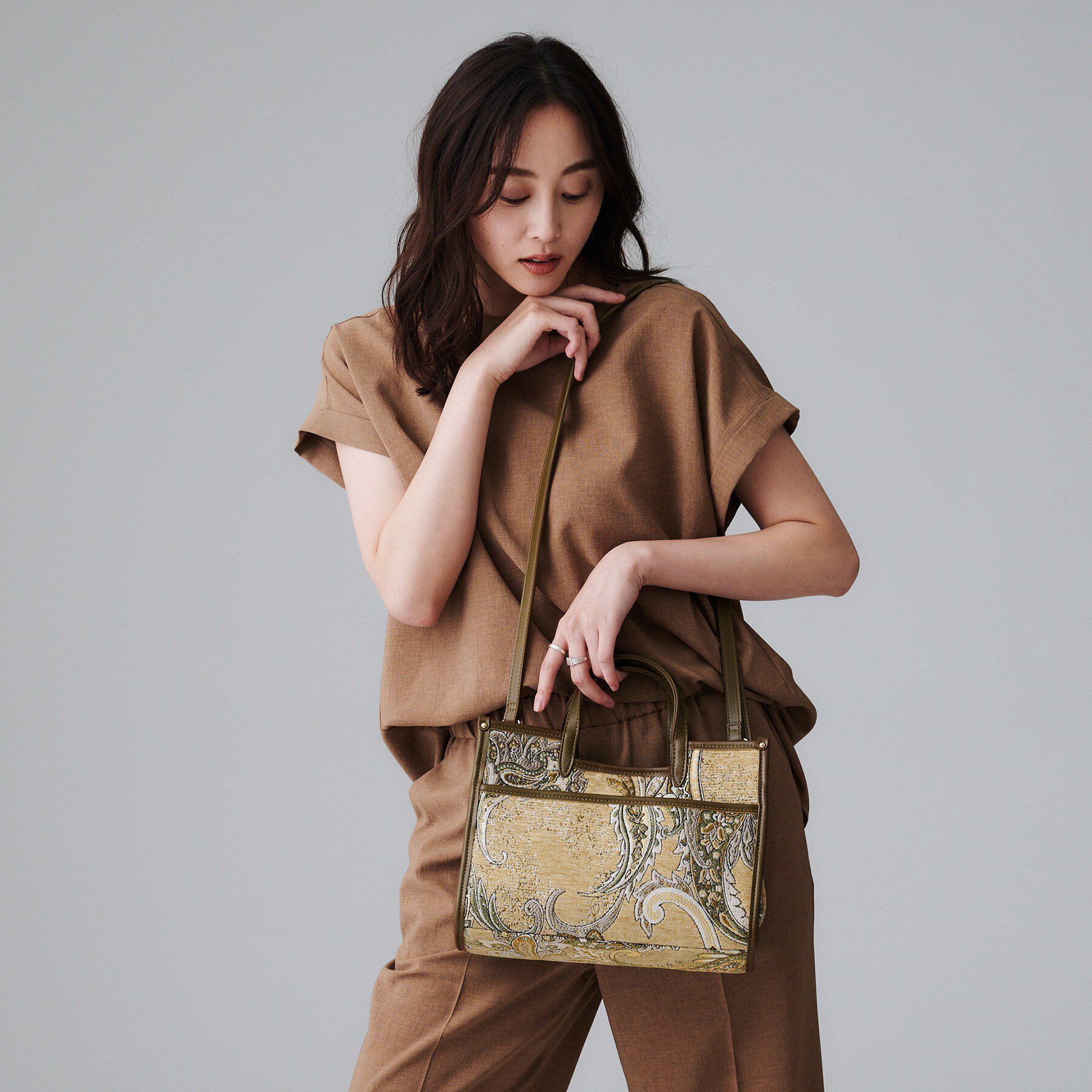 UNTITLED「【古畑星夏さん着用/選べる3柄】ジャカードミディアムトート」|トートバッグ|