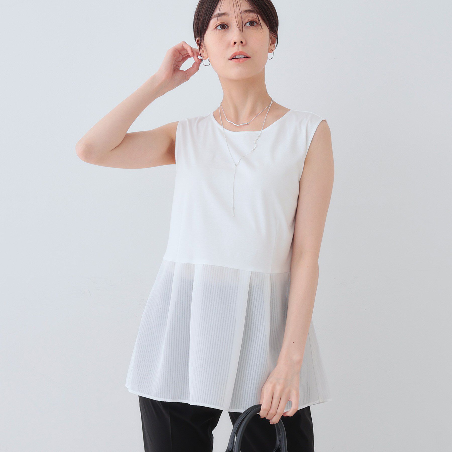 INDIVI「【洗える／レイヤードにも活躍】ペプラムインナートップス」|Tシャツ・カットソー|オフホワイト(003