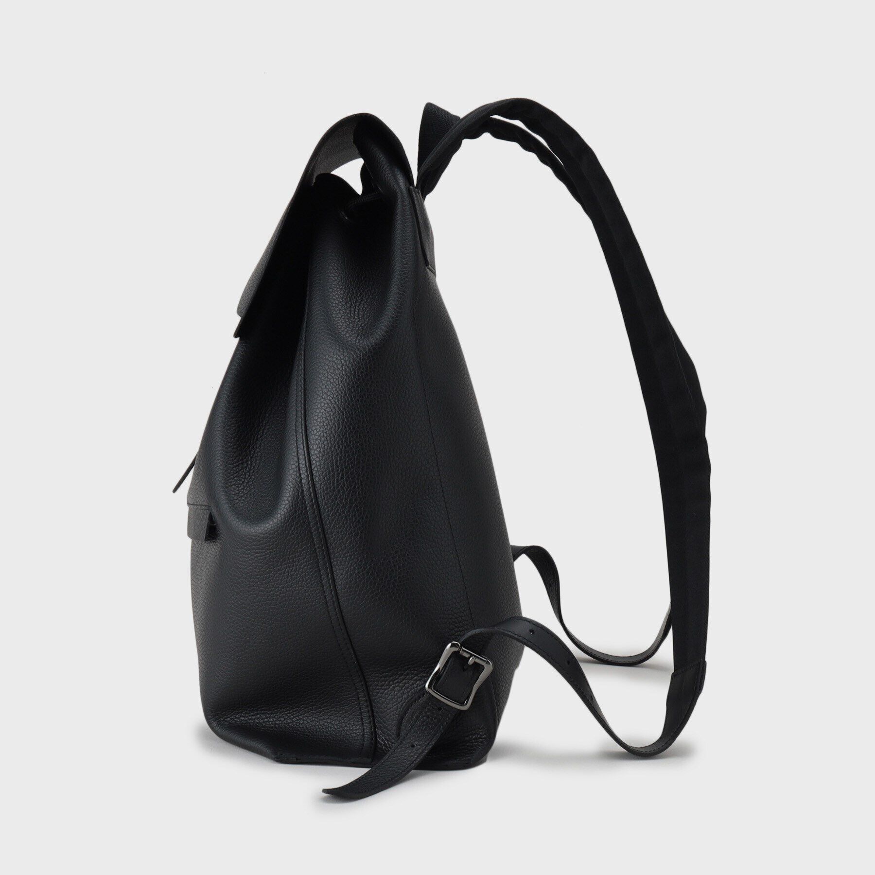 TAKEO KIKUCHI「【THE FLAGSHIP】ダブルフェイス レザーリュック」|リュック|