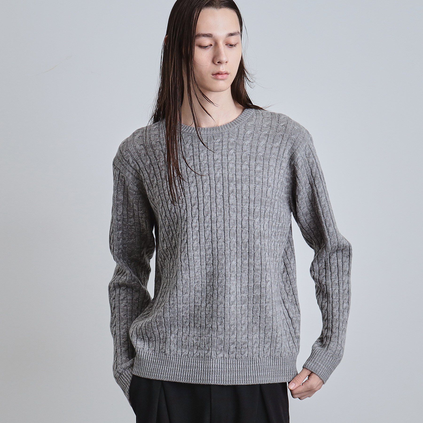 tk.TAKEO KIKUCHI「ケーブルクルーネックニット」|ニット・セーター|グレー(712)