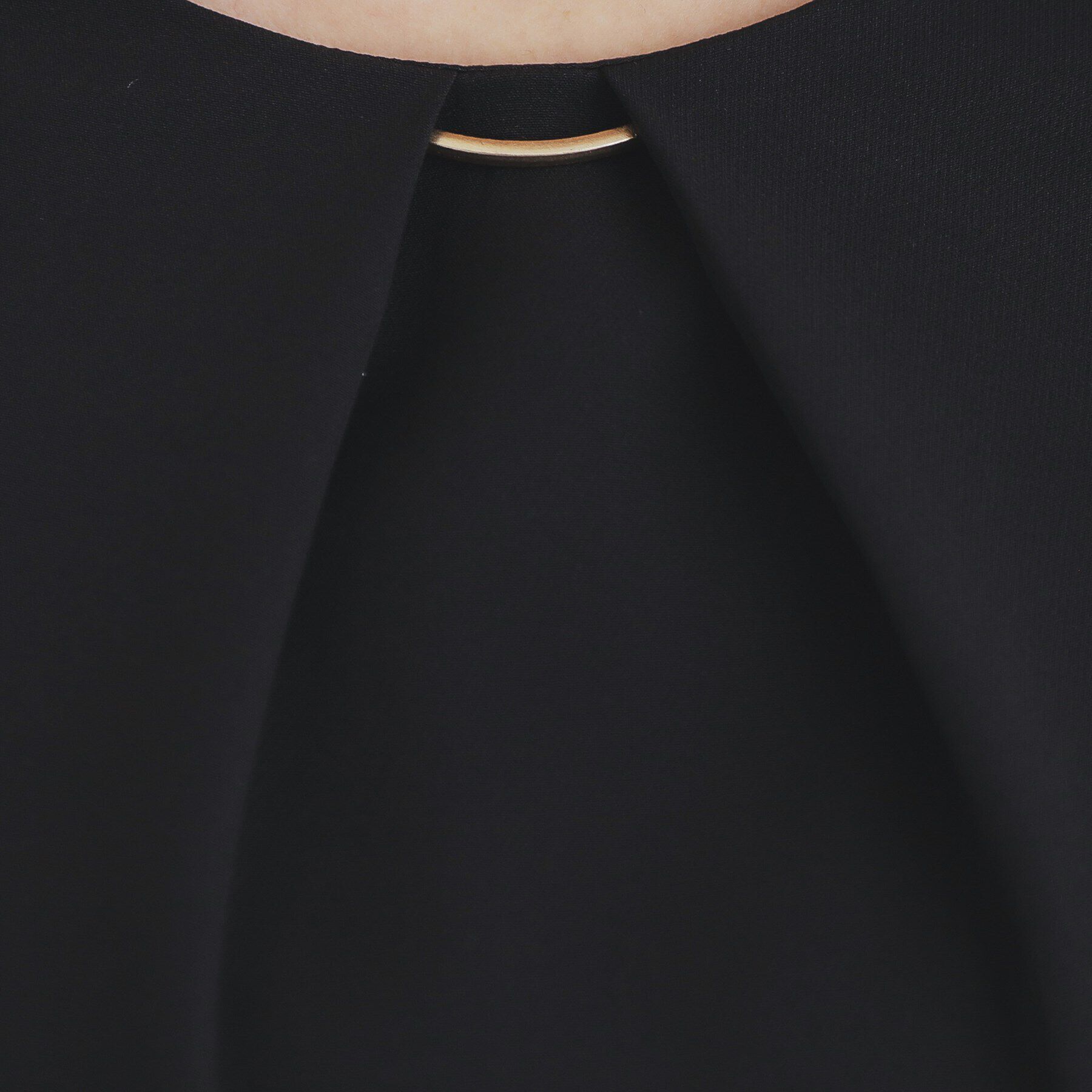 index「《通勤/セットアップ対応》フレアスリーブブラウス【洗濯機洗い可/ストレッチ/イージーアイロン】」|シャツ・ブラウス|