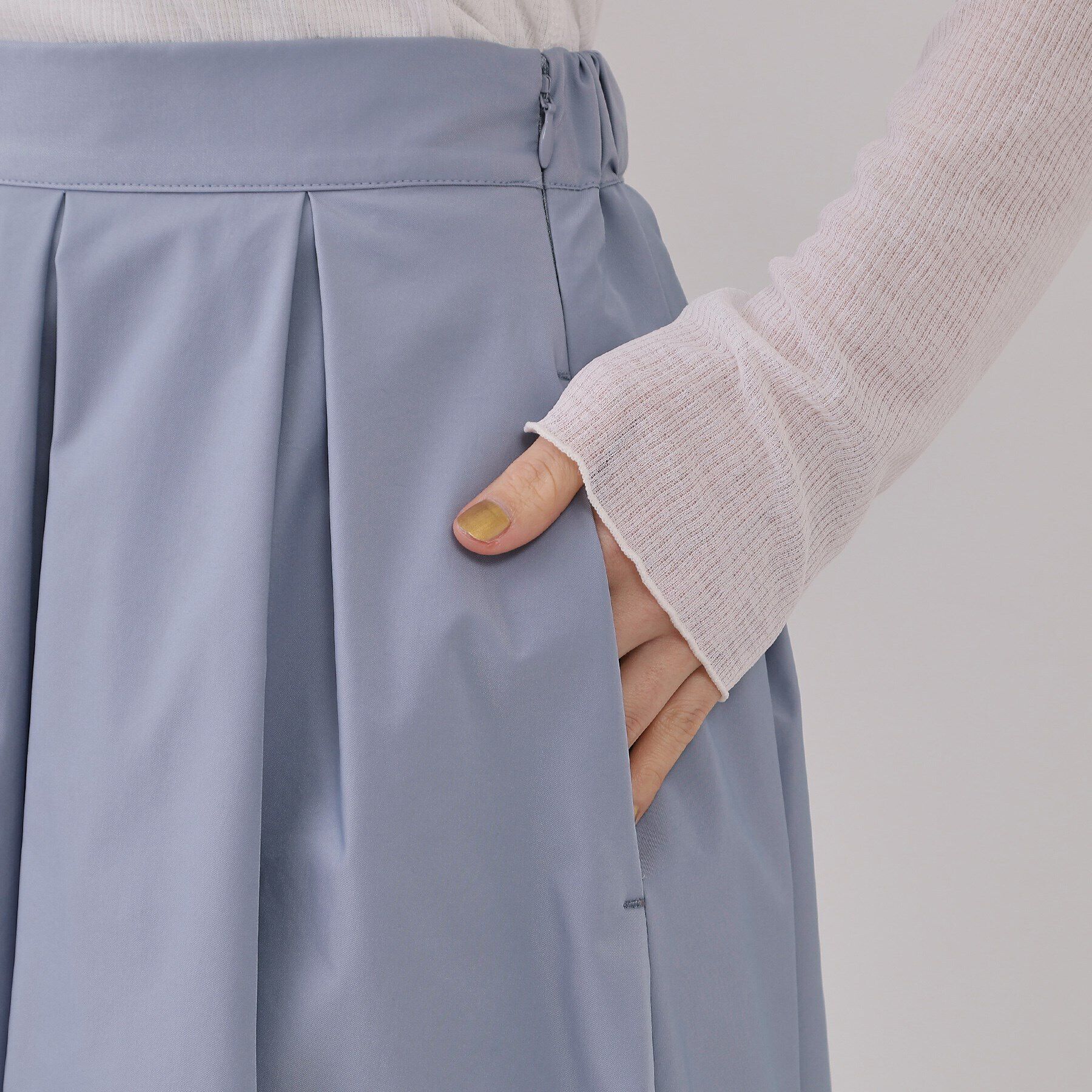 OPAQUE.CLIP「シャンブレータックフレアスカート【洗濯機洗い可】」|スカート|