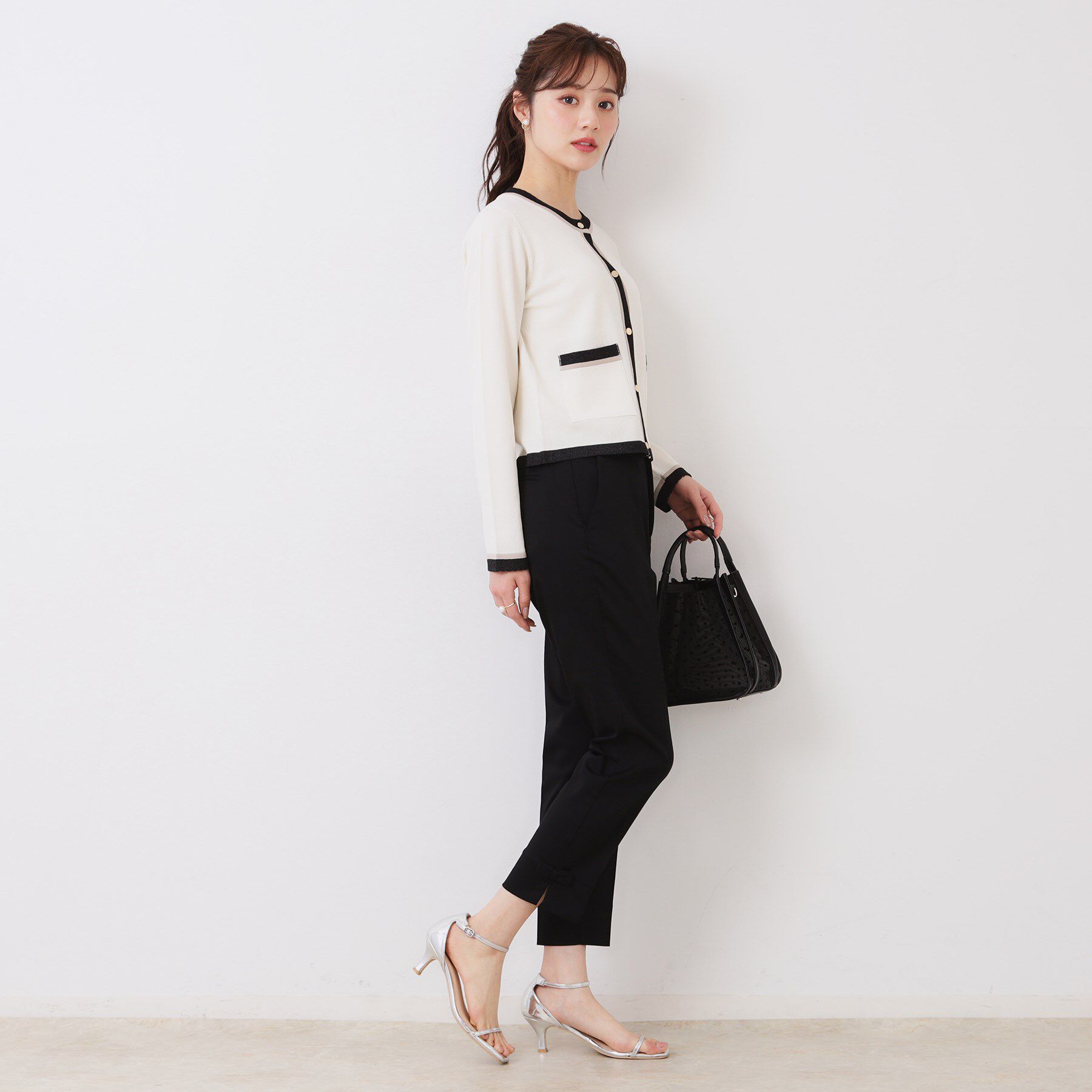 Couture broach「【スッキリ見え・美脚・通勤】リボンポイントサテストパンツ」|その他|