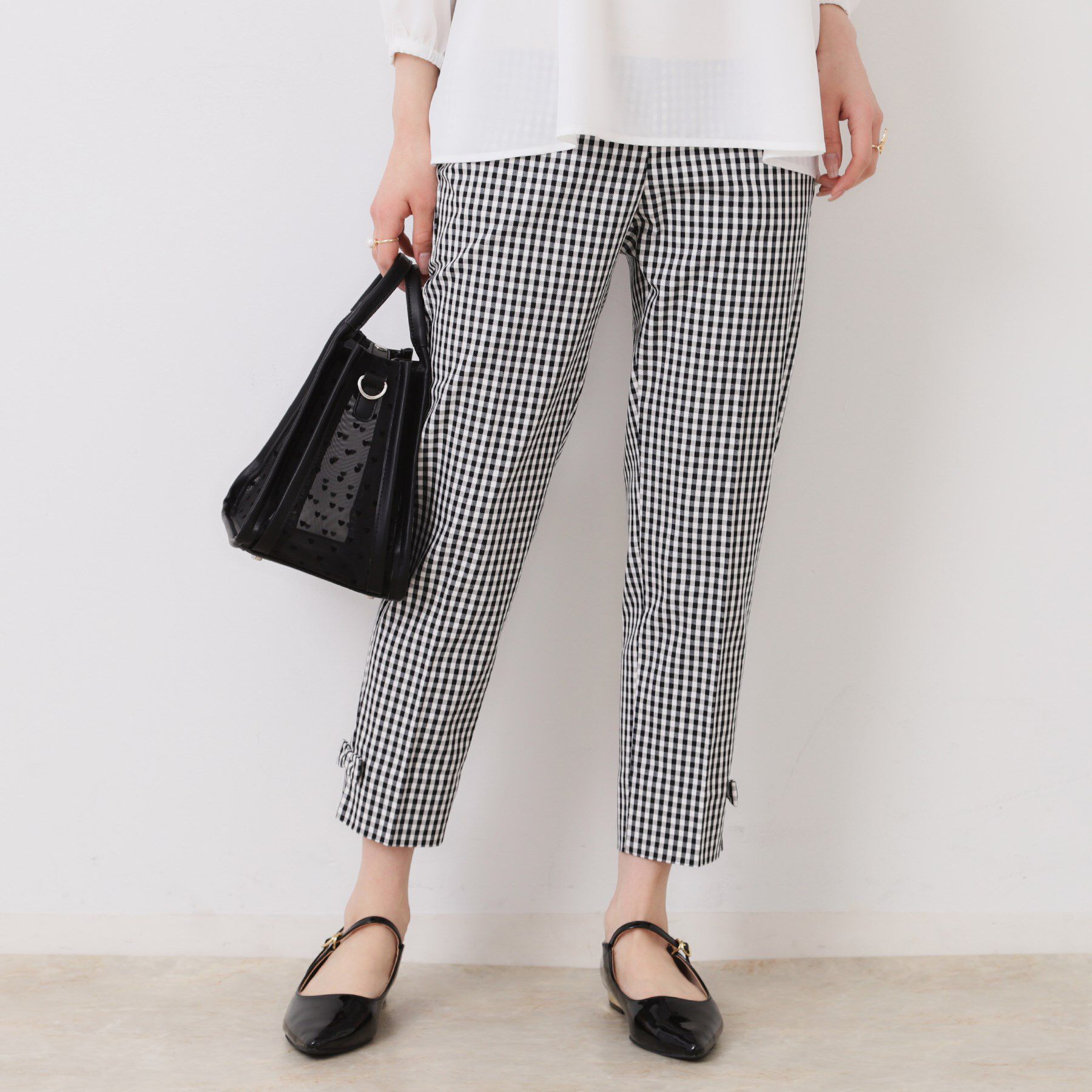 Couture broach「【スッキリ見え・美脚・通勤】リボンポイントサテストパンツ」|その他|