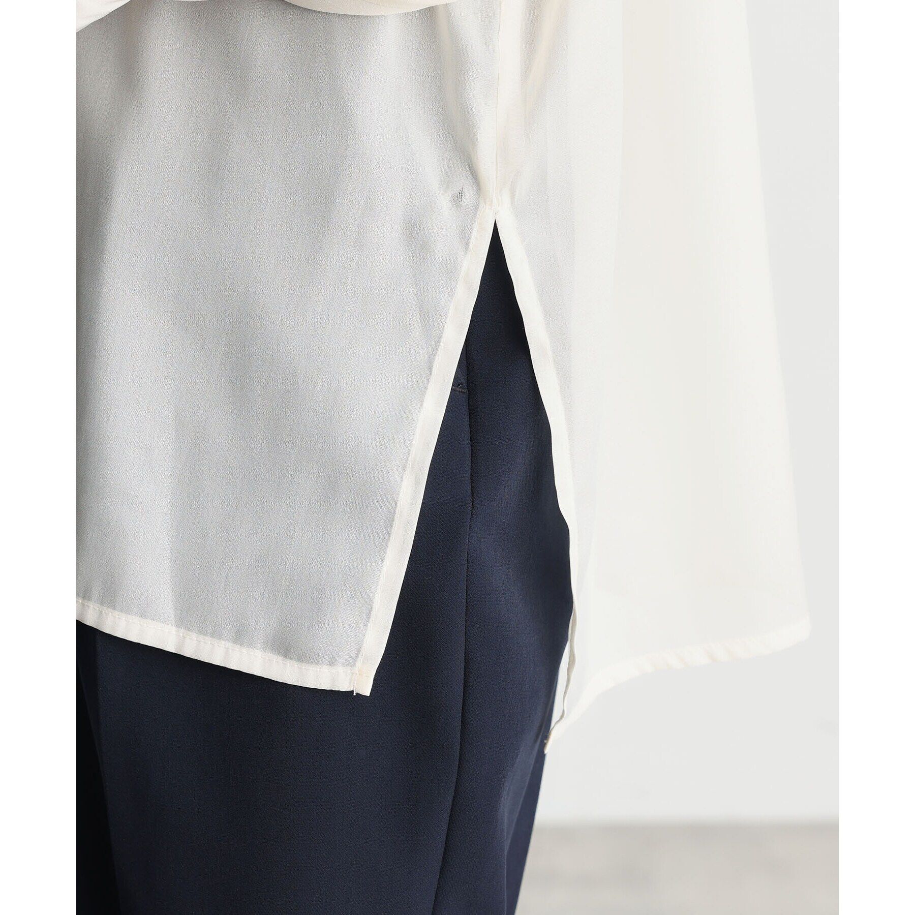 THE SHOP TK「【ONOFF活躍/セレモニー/通勤】タイ付きラメジョーゼットシャツ/洗える」|シャツ・ブラウス|