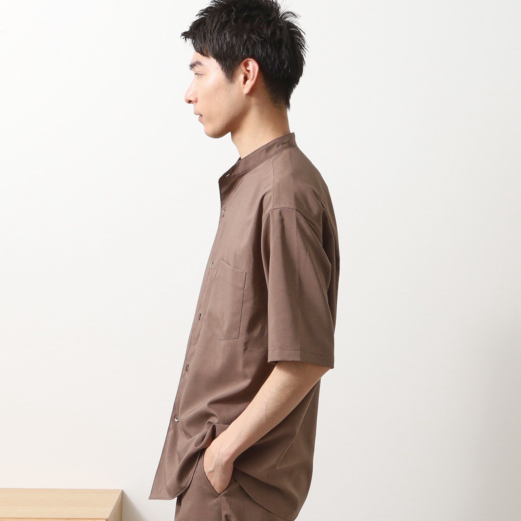 THE SHOP TK「クールファイバーバンドカラー半袖シャツ　接触冷感／吸水速乾／UVケア／軽量／セットアップ可」|シャツ・ブラウス|