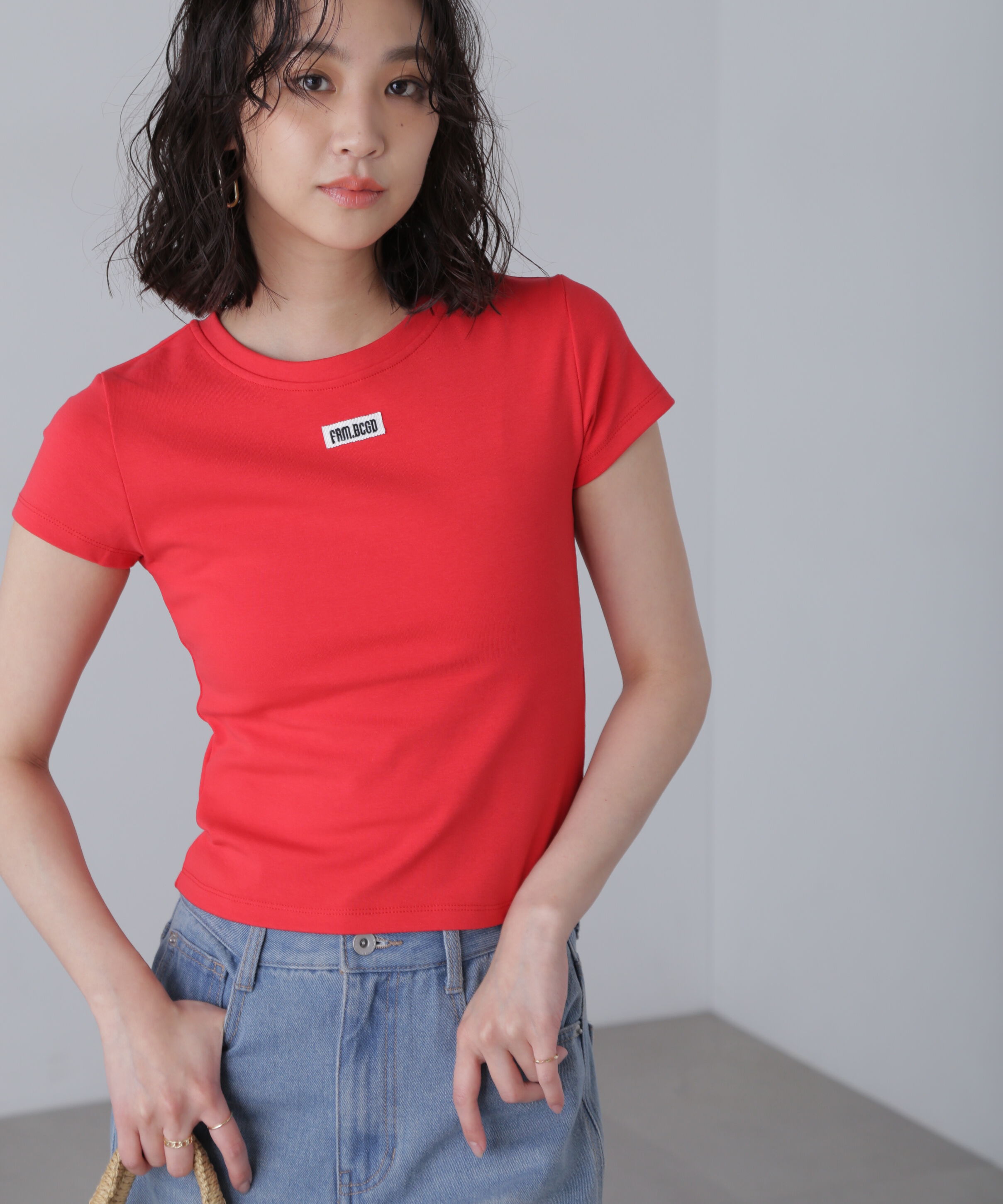  「ロゴ刺繍タグTシャツ」|Tシャツ・カットソー|