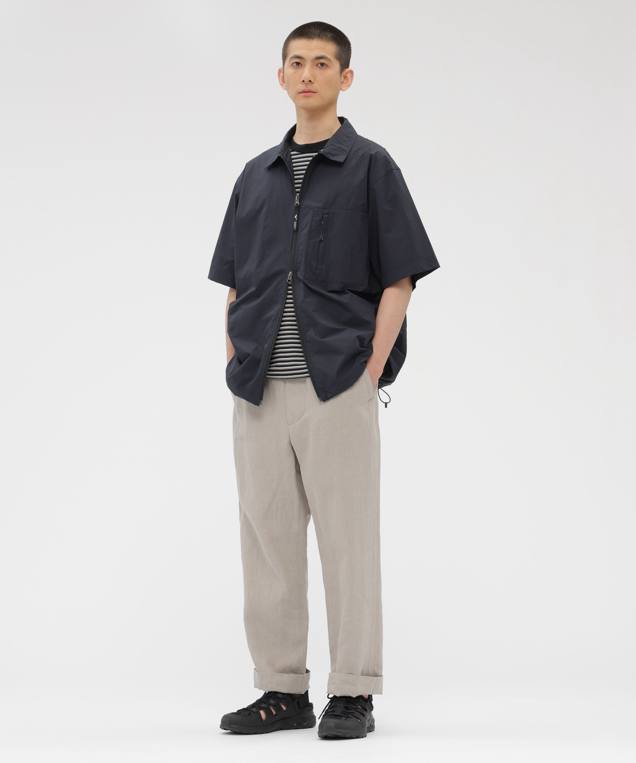 MARGARET HOWELL「YARN DYED LINEN PLAINWEAVE TROUSERS」|その他|LIGHT GREY1