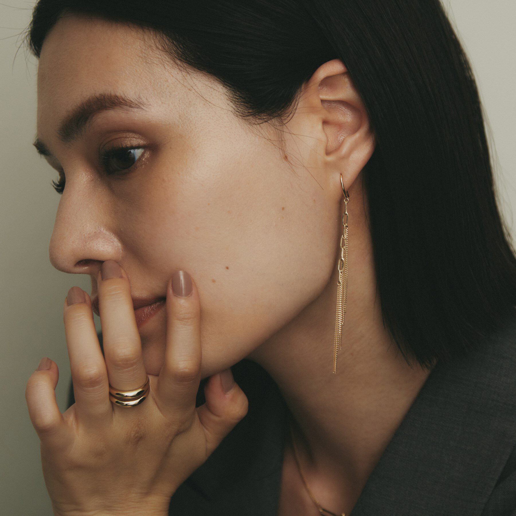 COCOSHNIK「K10中空プリムキヘイフリンジ フックピアス」|ピアス|