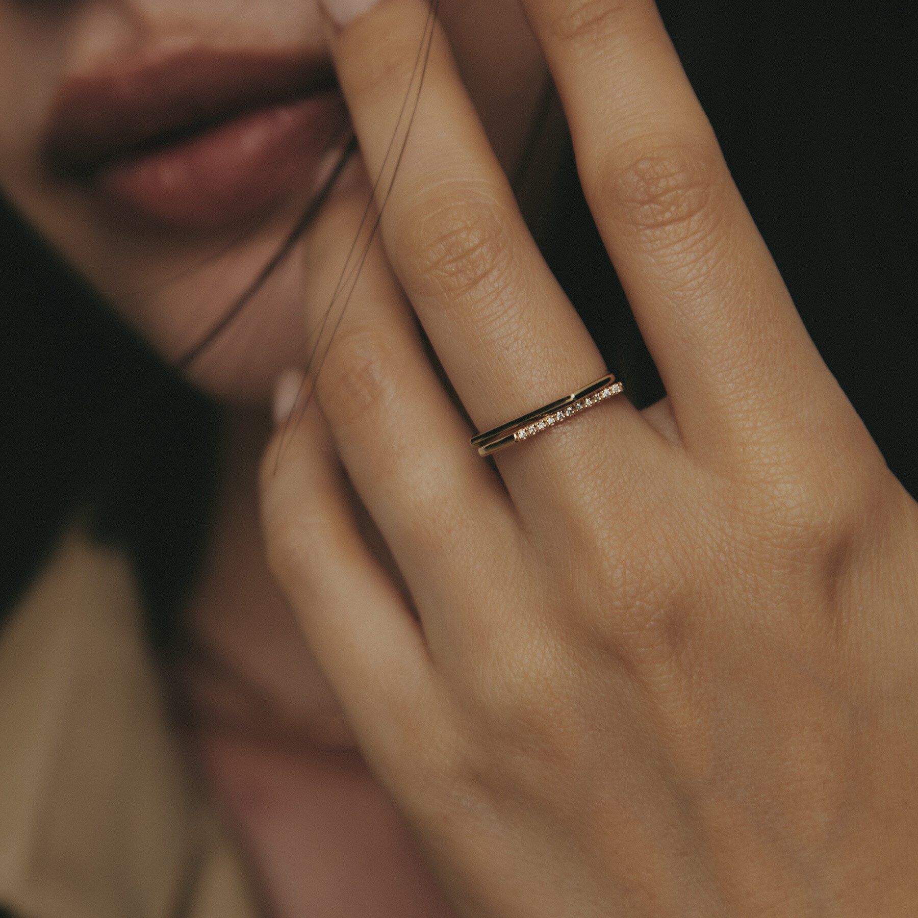 COCOSHNIK「K10ダイヤモンド スロープ リング」|リング|