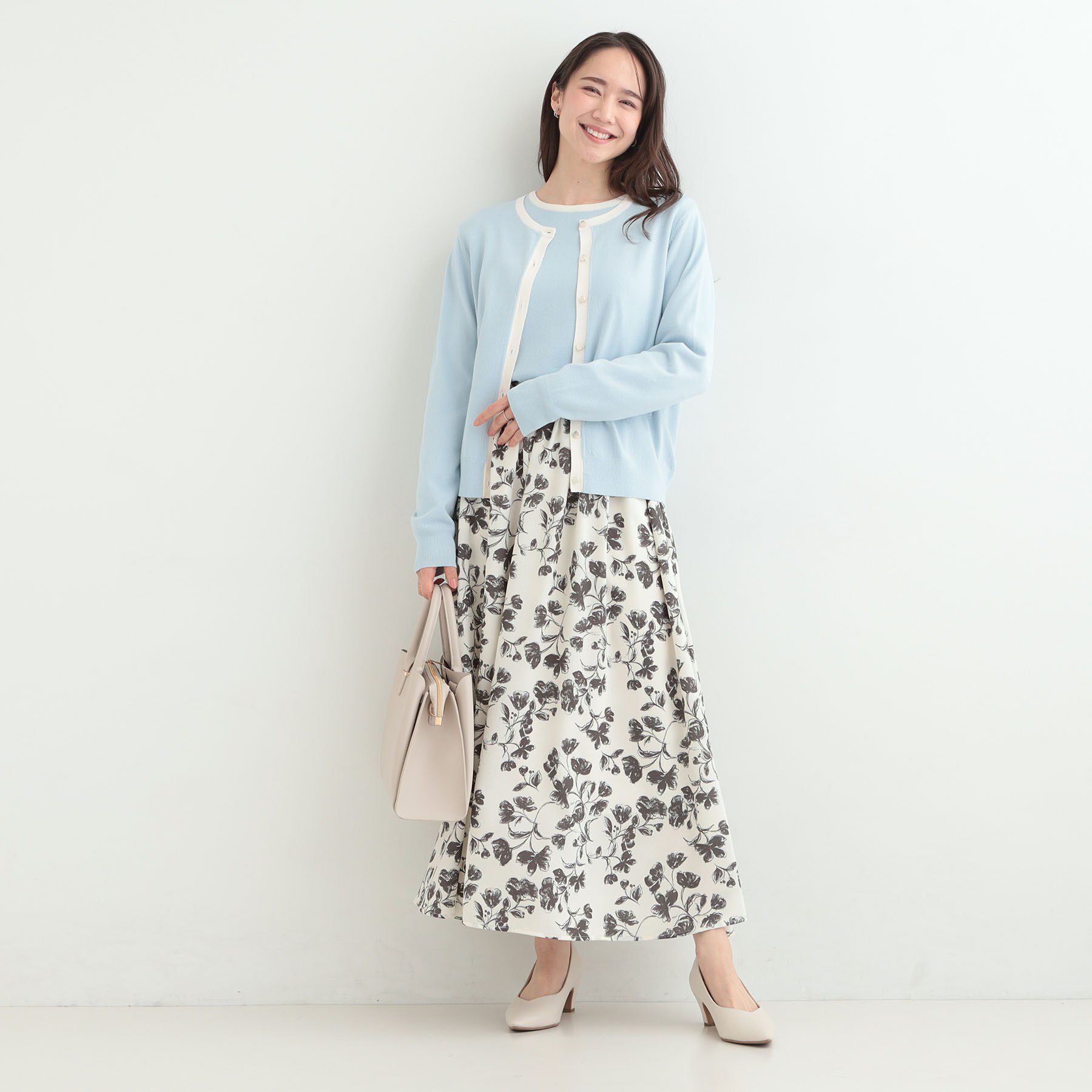 SHOO･LA･RUE「【洗濯機可/S-LL/アンサンブル可】パールボタンが上品　華やぎ配色カーディガン」|カーディガン|