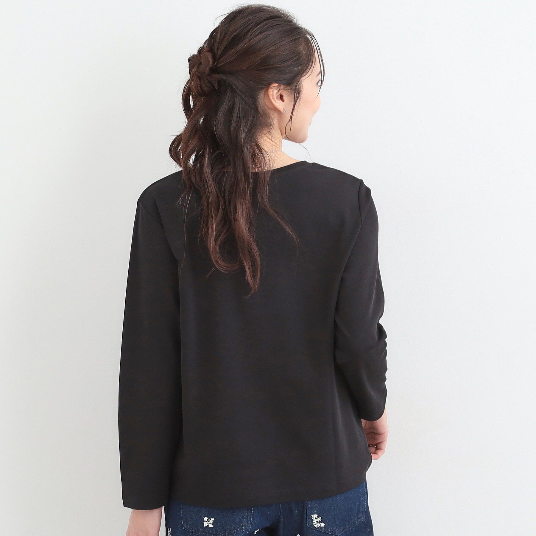 SHOO･LA･RUE「【ひんやり/UV/抗菌防臭】小さめロゴの大人スムースロンT」|Tシャツ・カットソー|