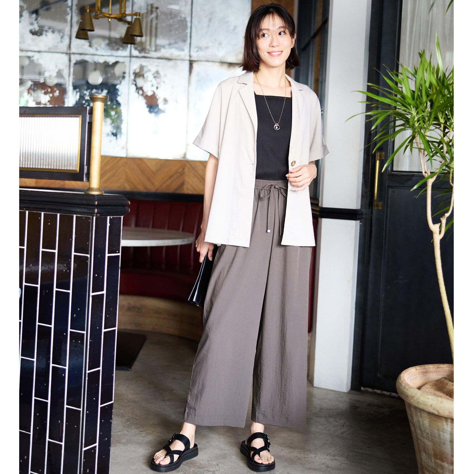 SHOO･LA･RUE「キラキラベルトがアクセント 親指トングサンダル」|サンダル|