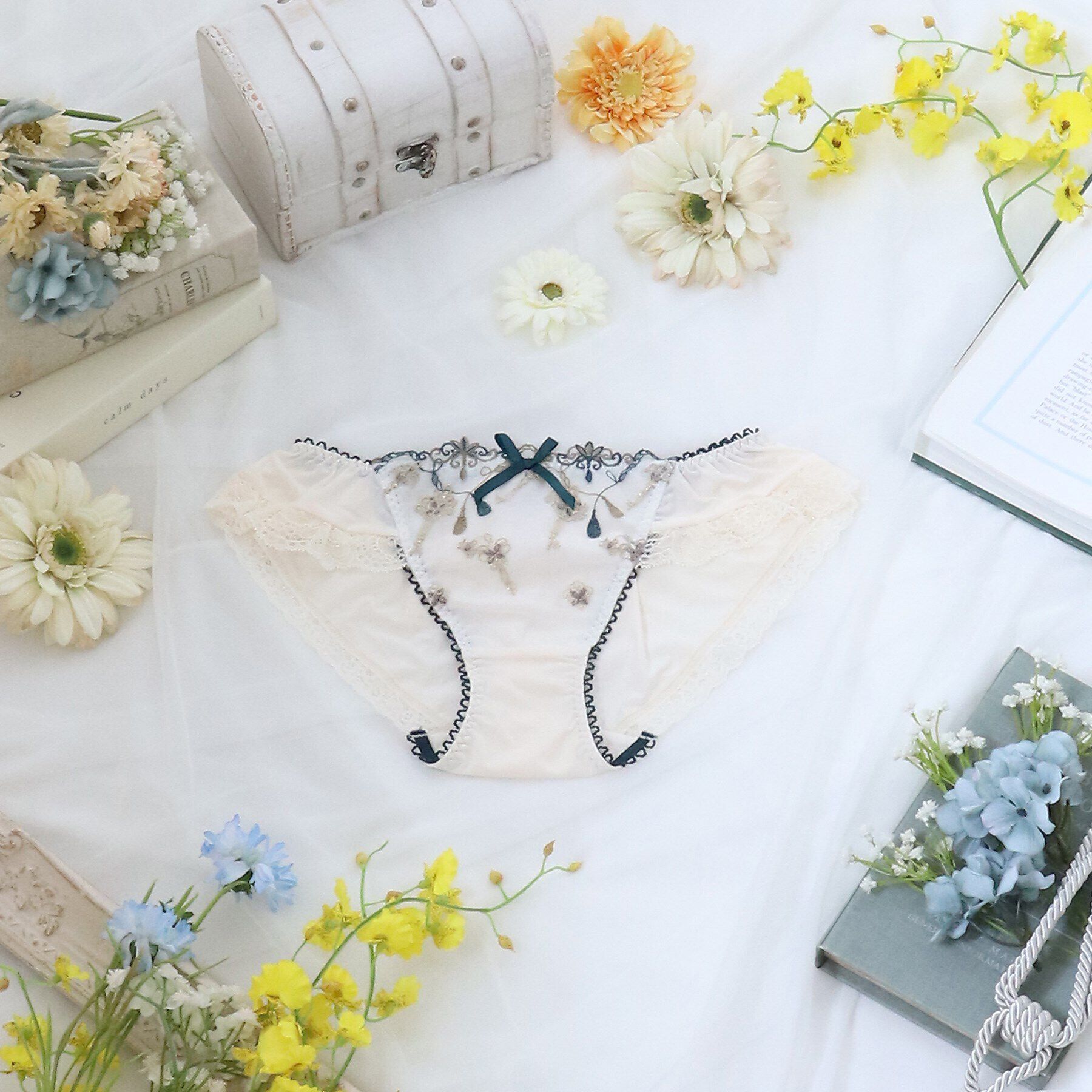 Risa Magli「マロウ フレアショーツ」|インナー|グリーン(022)