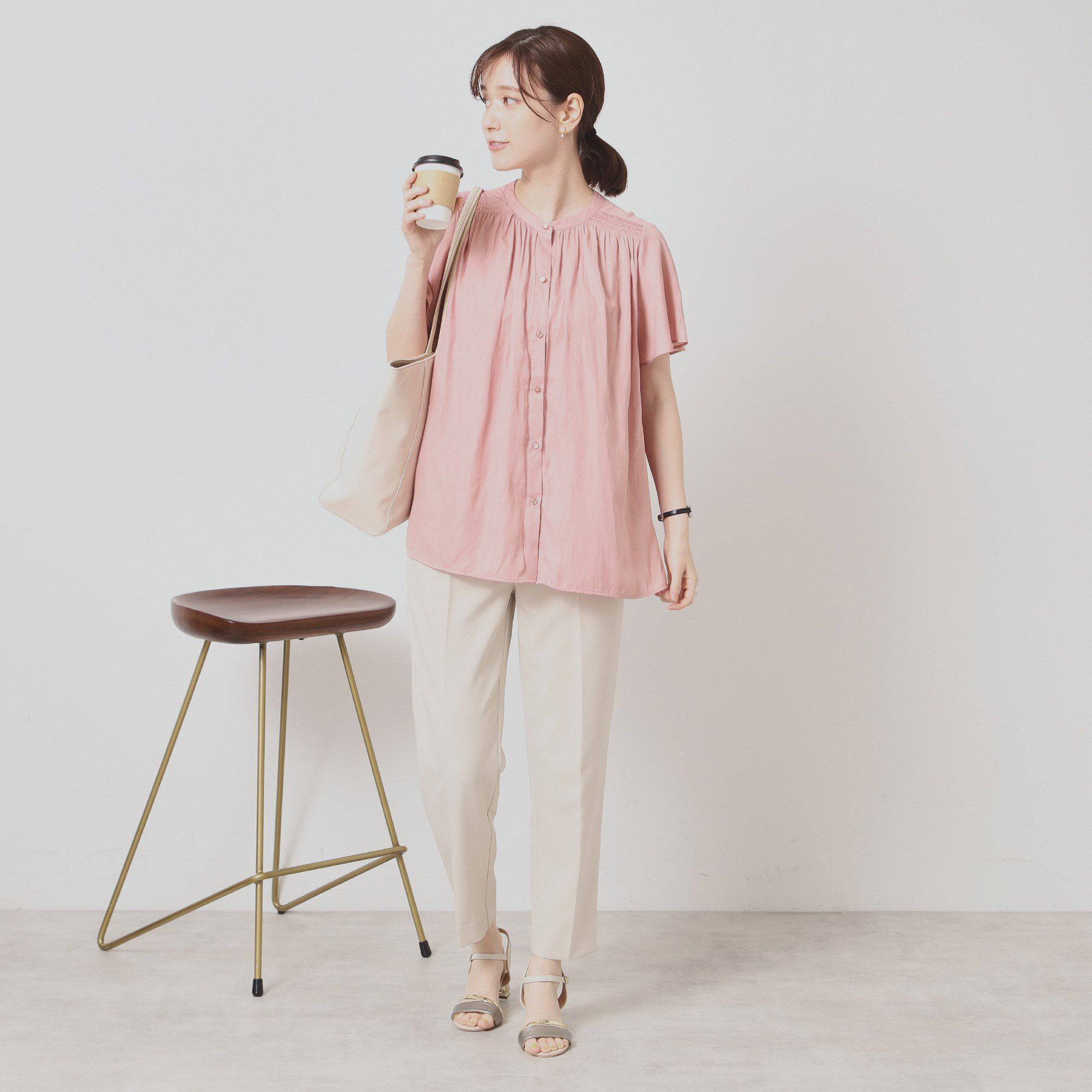 ITS&rsquo;DEMO「【手洗い可】サテンフレア袖ブラウス」|シャツ・ブラウス|