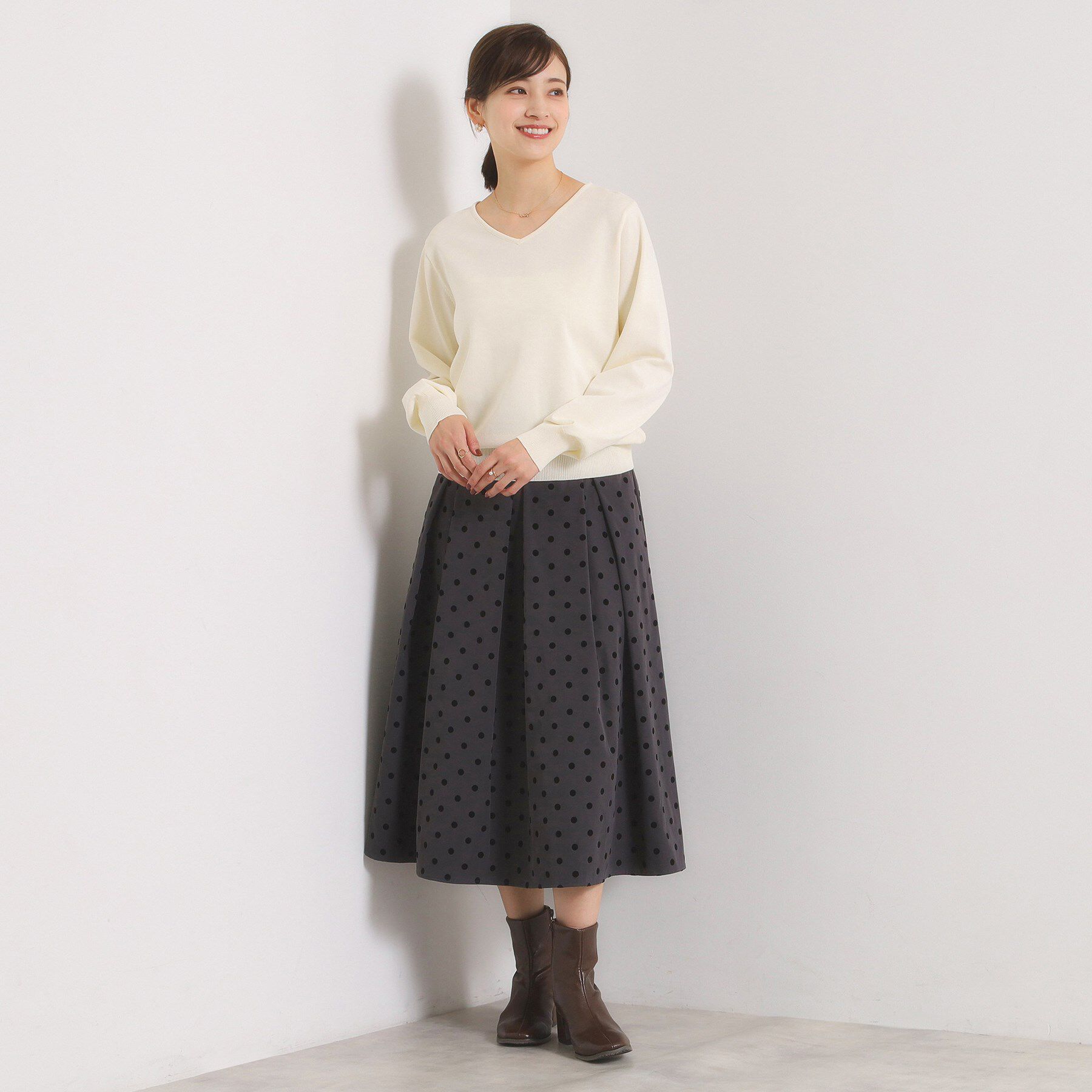 ITS&rsquo;DEMO「【縮みに強い／洗濯機OK】Vネックニットプルオーバー」|ニット・セーター|