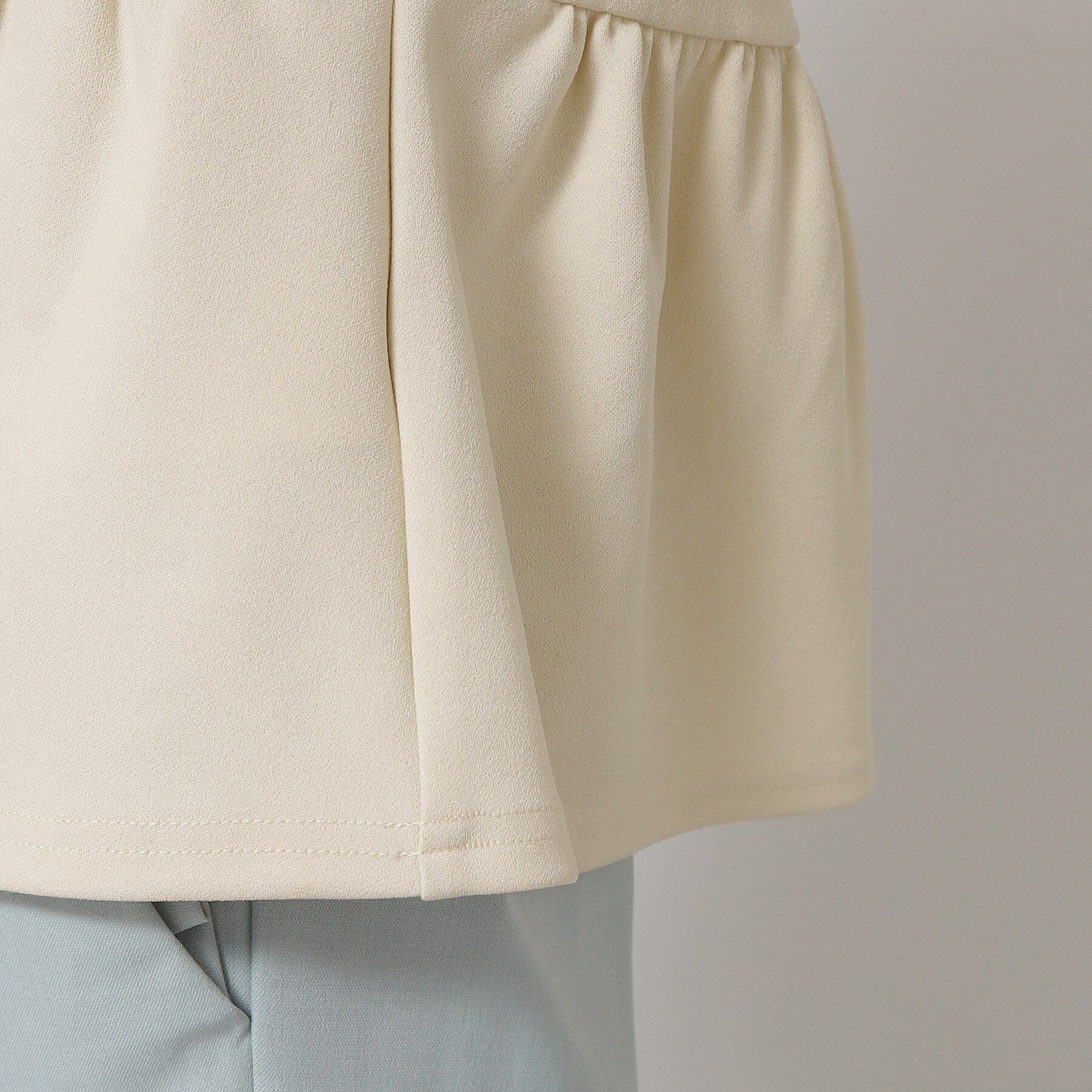 SunaUna「【パール調パーツ付き／春色】ペプラムトップス」|シャツ・ブラウス|