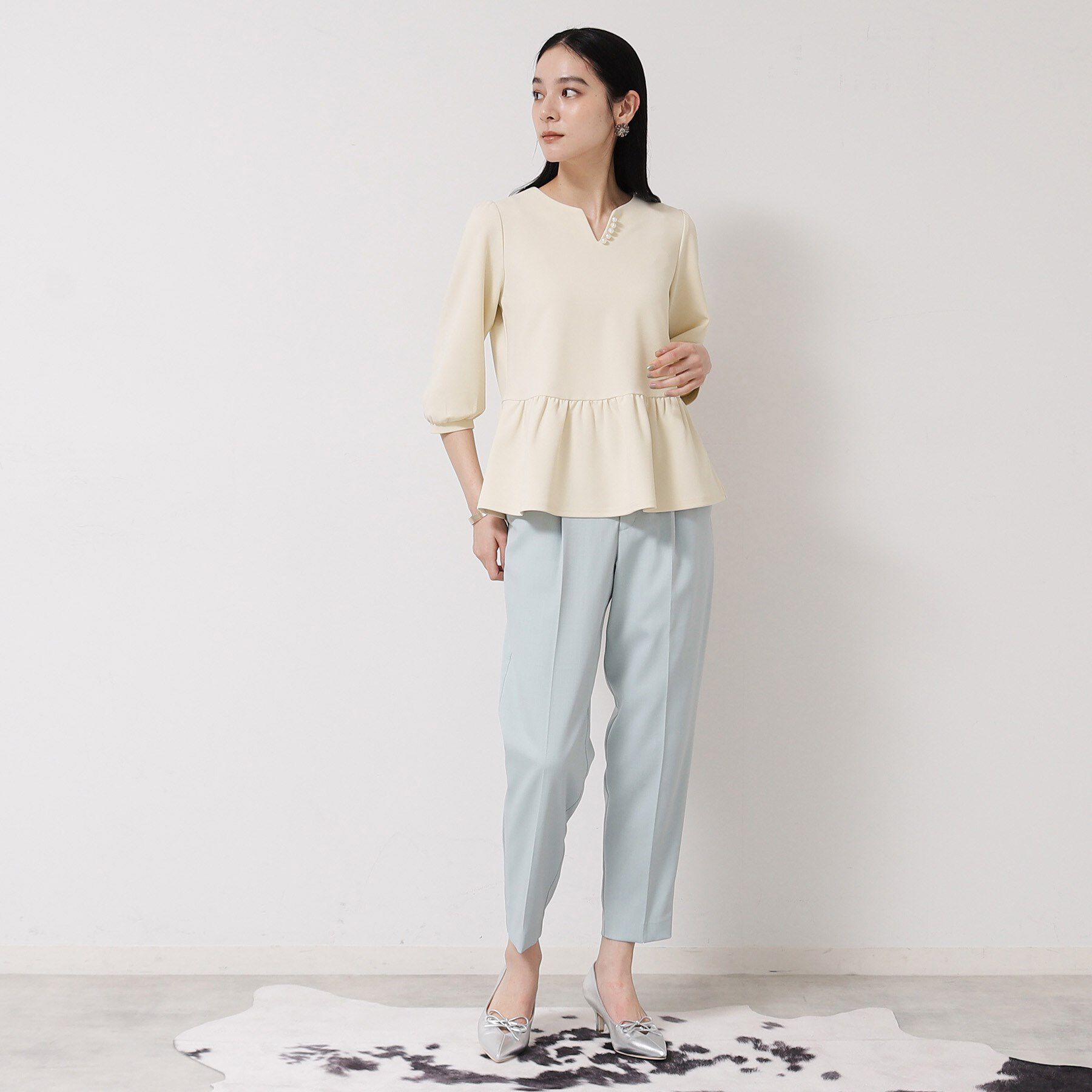 SunaUna「【パール調パーツ付き／春色】ペプラムトップス」|シャツ・ブラウス|