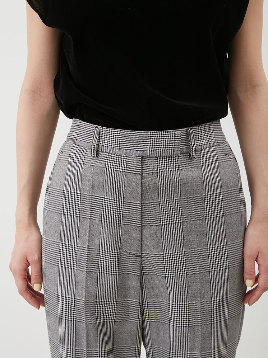 Mila Owen「後ろゴムセンタープレステーパードパンツ」|チノ|