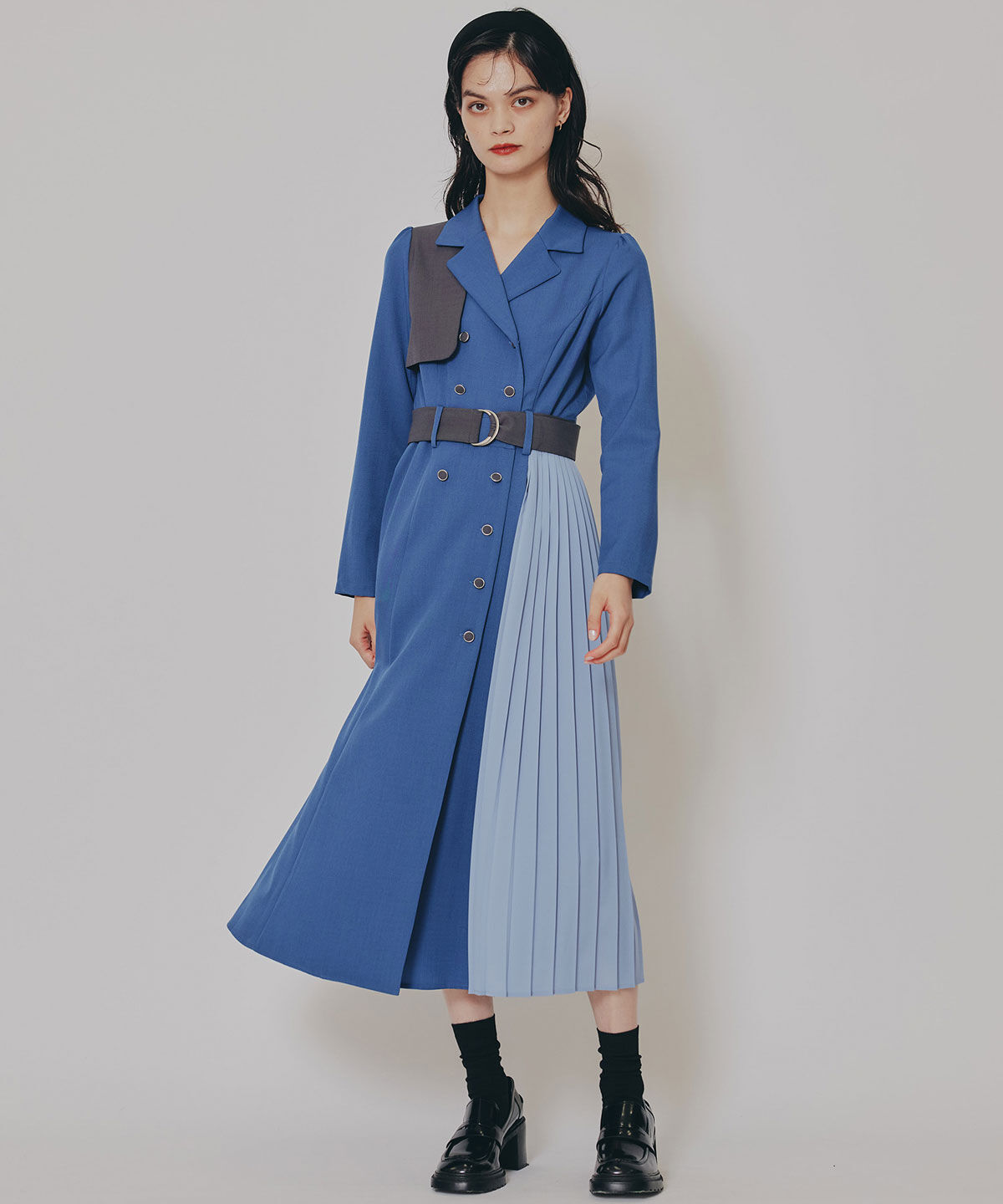 REDYAZEL「バイカラープリーツトレンチワンピース」|ワンピース|ネイビー