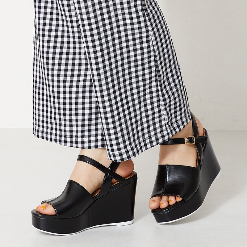 ORiental TRaffic「【アウトレット価格】甲深 ベルト ウエッジ サンダル /31245」|サンダル|