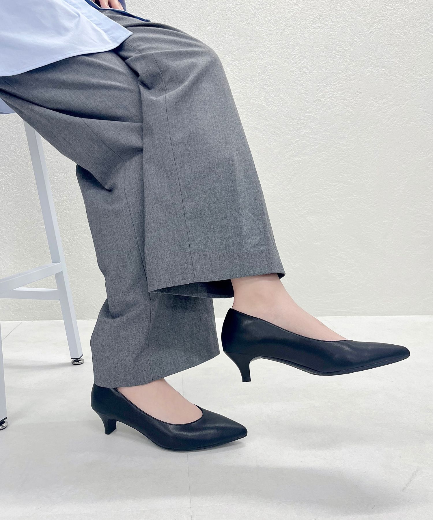 ORiental TRaffic「【跳べるパンプス/シリーズ累計１５０万足突破】ポインテッドトゥ4cmヒール/R-3217 パンプス クッション」|パンプス|S.BLACK