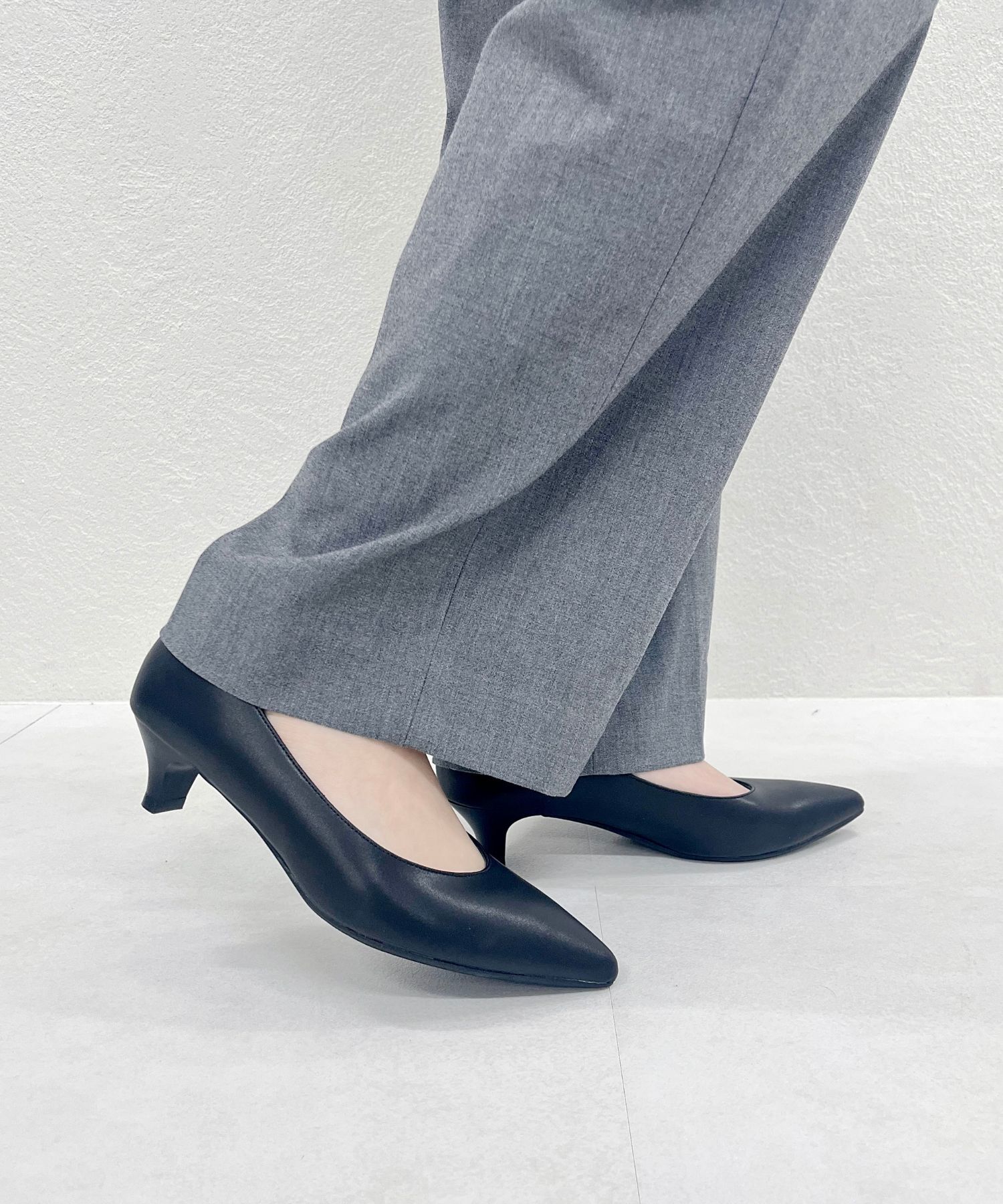 ORiental TRaffic「【跳べるパンプス/シリーズ累計１５０万足突破】ポインテッドトゥ4cmヒール/R-3217 パンプス クッション」|パンプス|