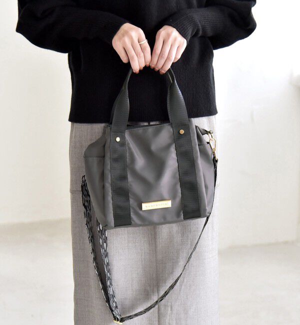 quaranciel「《一部追加予約》quaranciel: 2way 8ポケット ライン ショルダー バッグ」|ショルダー・メッセンジャー|