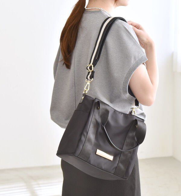 quaranciel「《一部追加予約》quaranciel: 2way 8ポケット ライン ショルダー バッグ」|ショルダー・メッセンジャー|