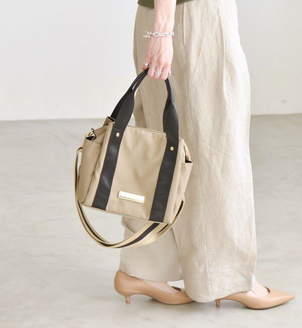 quaranciel「《一部追加予約》quaranciel: 2way 8ポケット ライン ショルダー バッグ」|ショルダー・メッセンジャー|ベージュ