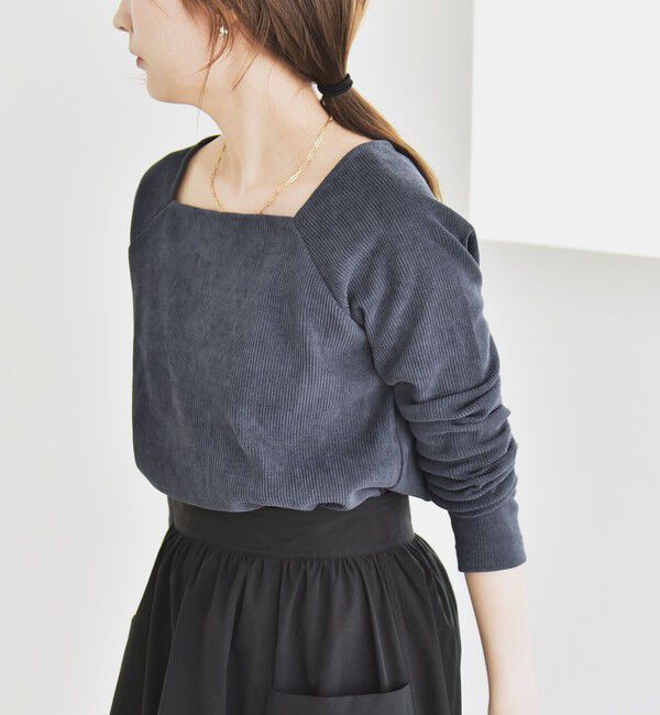 quaranciel「quaranciel:〈洗濯機可能〉ポリエステル ベロア スクエア ネック プルオーバー」|Tシャツ・カットソー|チャコールグレー