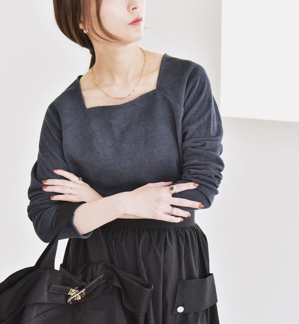 quaranciel「quaranciel:〈洗濯機可能〉ポリエステル ベロア スクエア ネック プルオーバー」|Tシャツ・カットソー|