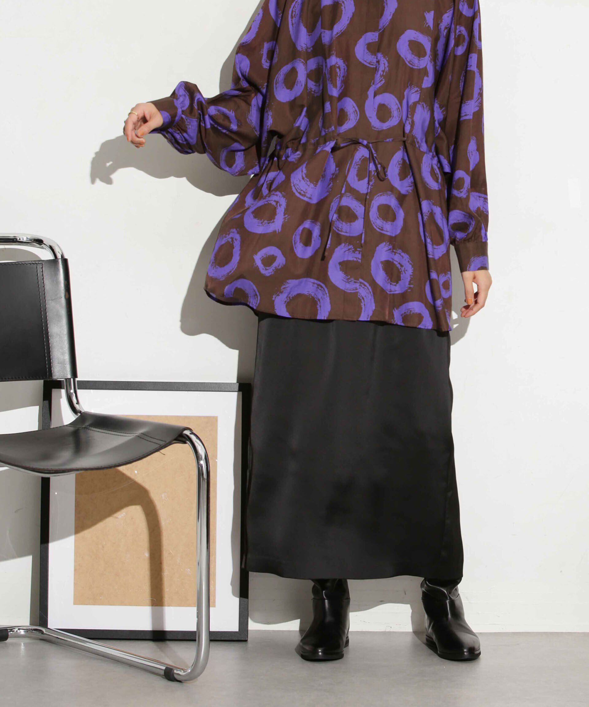 nano･universe「マットサテンIラインスカート」|スカート|ブラック