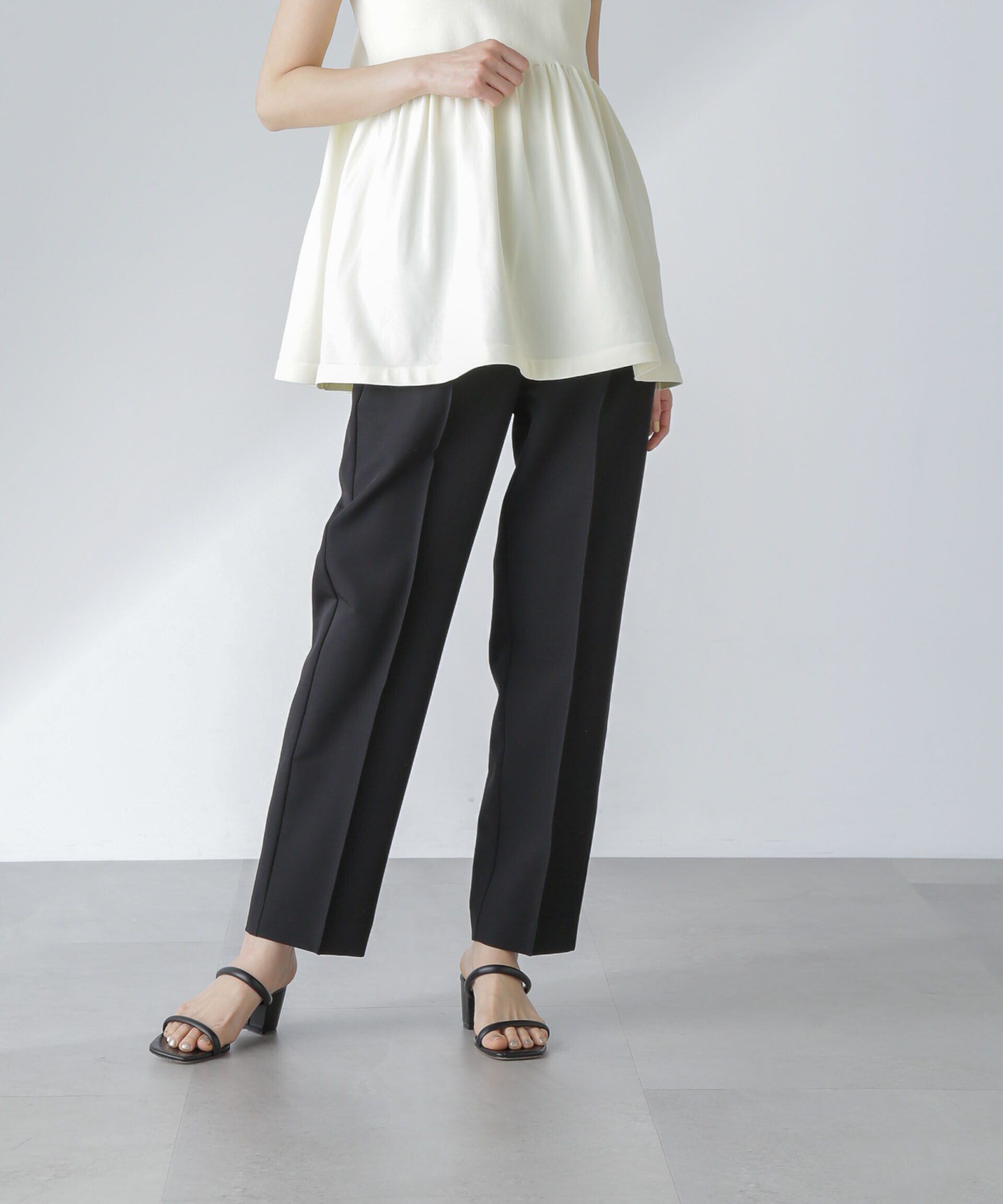 nano･universe「ピンタックイージーテーパードパンツ」|チノ|