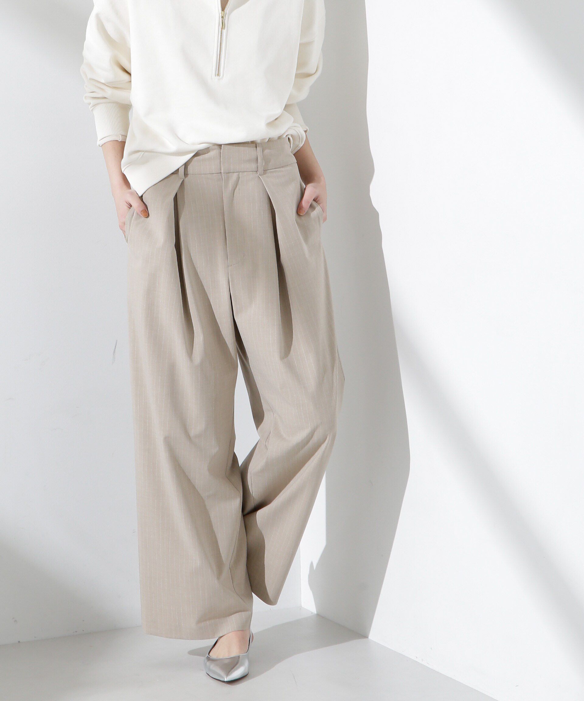 nano･universe「トロストレッチレイヤードタックワイドパンツ（セットアップ可）」|チノ|ベージュ